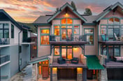 Slopeside Mountain Time Chalet 126