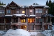Basecamp Ski In/Out Villa 452