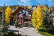 Slopeside Village Chalet 113D