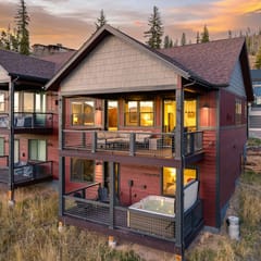 Rendezvous River Run Chalet 111