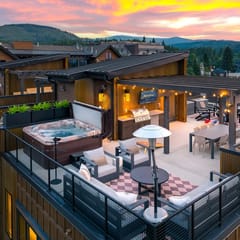 Row Roof Top Penthouse 141