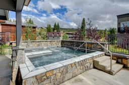Hideaway Station Loft 106