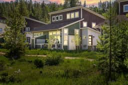 Rendezvous Mountain Cabin 17