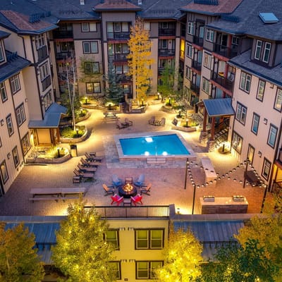 Fraser Crossing Ski In/Out Condo 3425