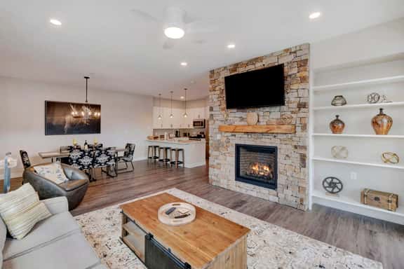 Hideaway Station Loft 208 - Image 1