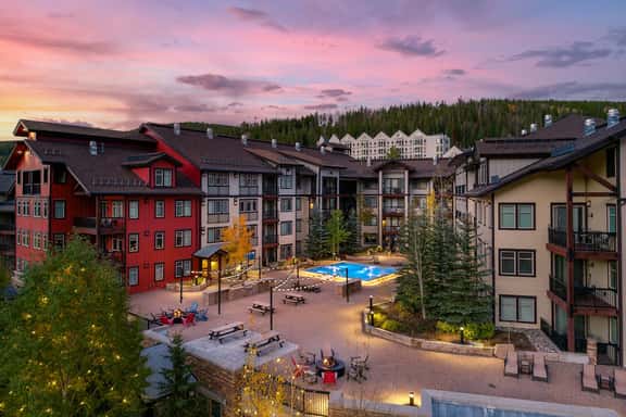 Founders Pointe Ski In/Out Condo 4454 - Image 1