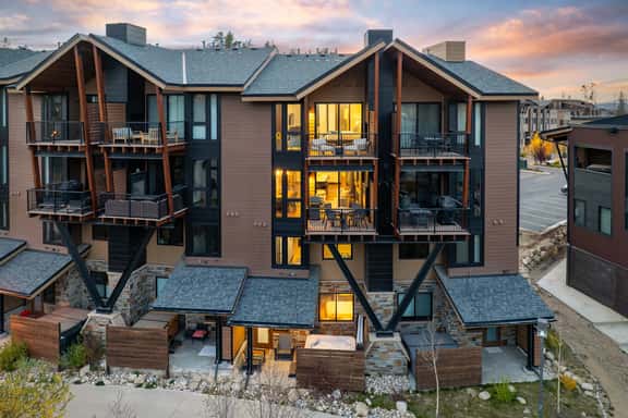 Arrow River Front Villa 244 - Image 1