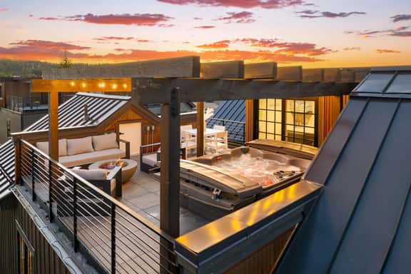 Wilds 360 River Front Roof Top Villa 104 - Image 1