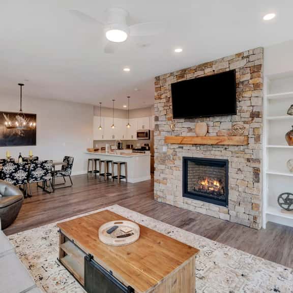 Hideaway Station Loft 208 - Image 1