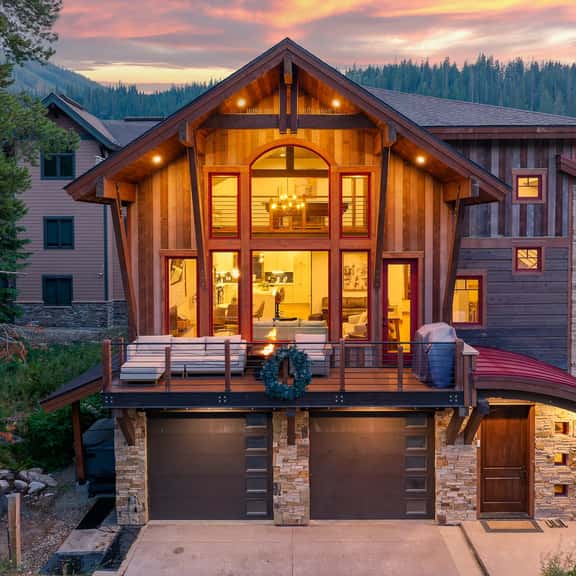 Slopeside Luxury Mountain Chalet - Image 1