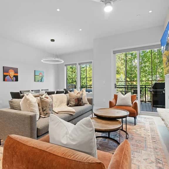 Landing Creekside Villa 15 - Image 1