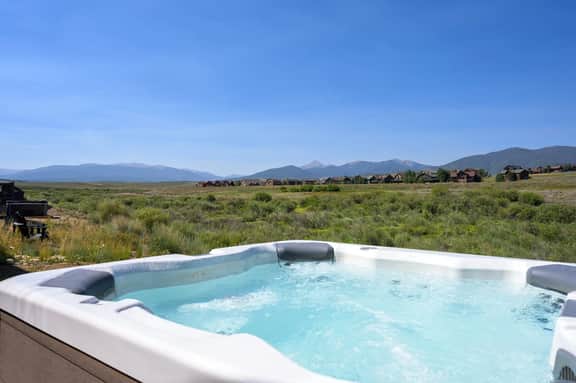 Coyote Creek Luxury Home 1602 - Image 3
