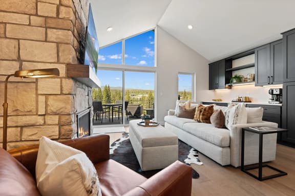 Sojourn Luxury Villa 115