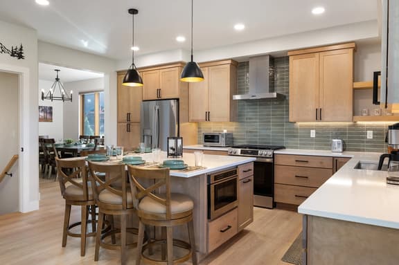 Coyote Creek Luxury Home 1602 - Image 1