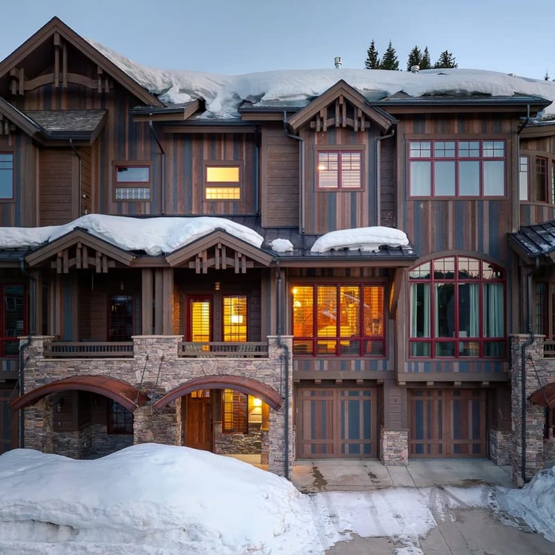 Basecamp Ski In/Out Villa 452