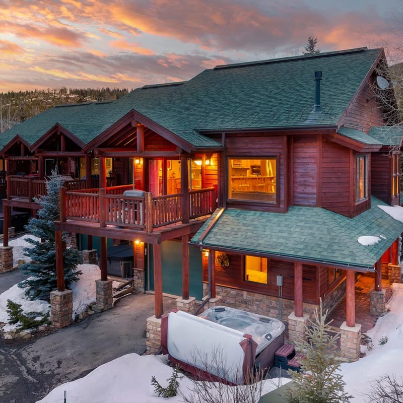 Slopeside Village Chalet 106